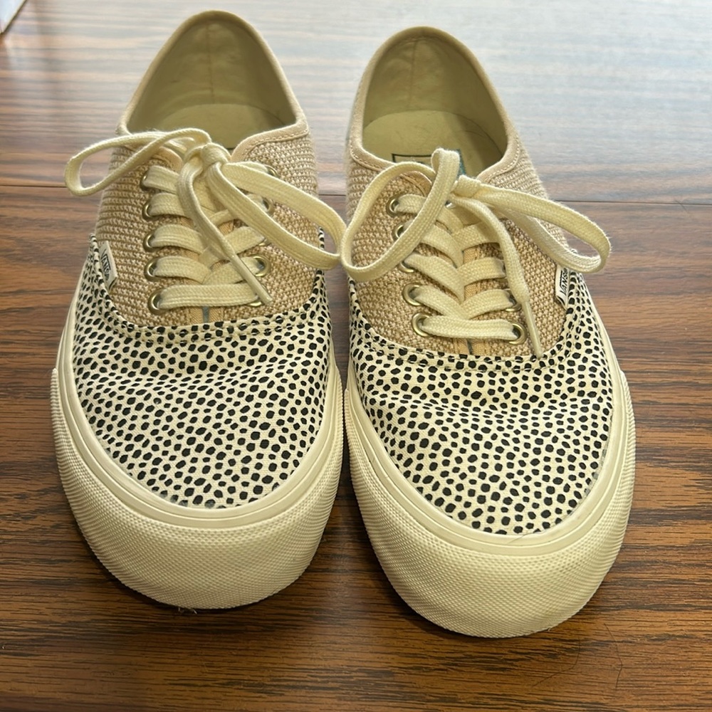 Ultracush Vans